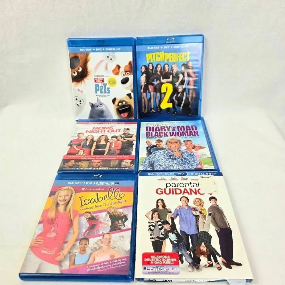 Family Comedy Blu-ray Lot Pets Pitch Perfect 2